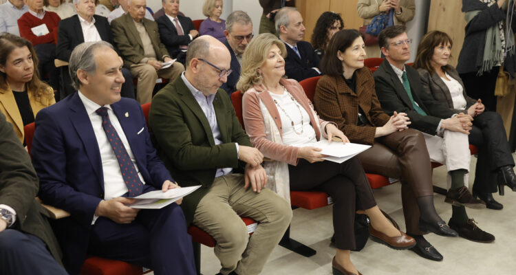 Momento presentación de la Escuela Municipal de Consumo