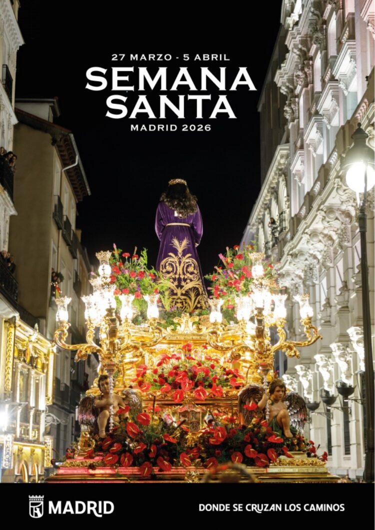 Semana Santa Madrid 2026 procesión nocturna en el centro de la ciudad