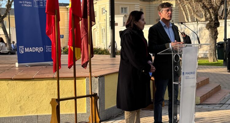 Martínez Páramo en el homenaje a la cantante Cecilia