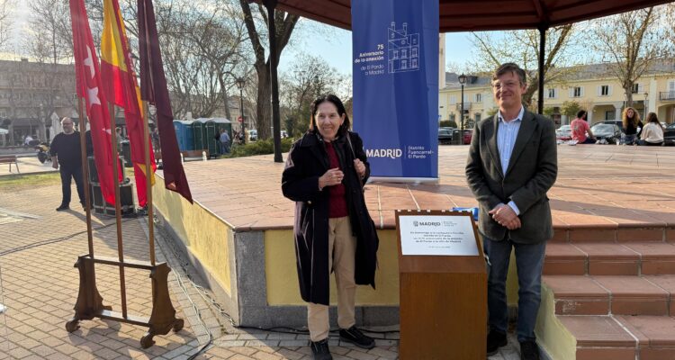 Martínez Páramo en el homenaje a la cantante Cecilia