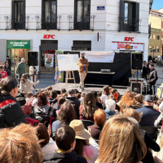 González Taboada asiste a la jornada ‘Matemáticas en la calle’ en Chamberí