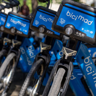 Bicicletas del nuevo bicimad, servicio del Ayuntamiento de Madrid que cumple tres años