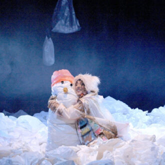 Imagen de una de las funciones de ‘En los márgenes: Festival Teatro a Pie de Barrio'