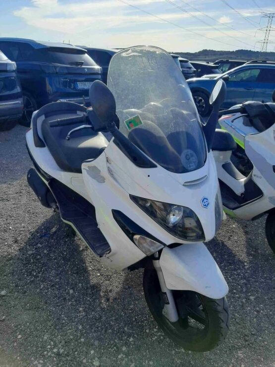 moto Piaggio subasta vehículos Madrid motos baratas Ayuntamiento