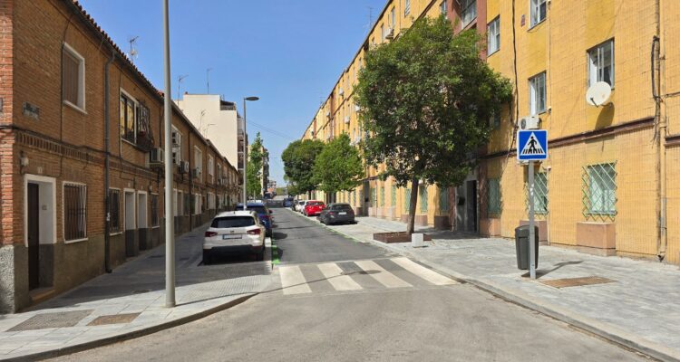 Calle mejorada con el Plan Regenera Madrid