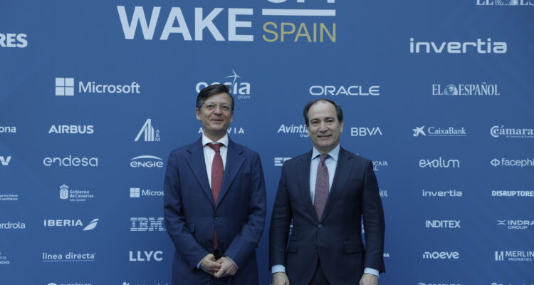 Carabante y Páramo en la inauguración del foto Wake Up, Spain!