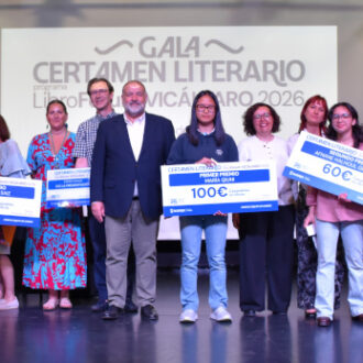 Ángel Ramos en la entrega de premios del IV Certamen Literario del Libro Fórum