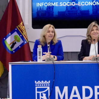 La vicealcaldesa de Madrid, Inma Sanz, y la titular del área económica, Engracia Hidalgo, presentan un informe sobre la situación socioeconómica de la ciudad de Madrid