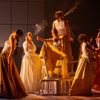 Imagen del espectáculo 'Humo', de Rafaela Carrasco. © Gema Segura