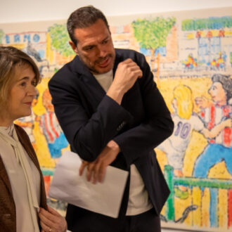 La delegada de Cultura, Turismo y Deporte, Marta Rivera de la Cruz, ha inaugurado la exposición ‘Icónica Madrid. Una ciudad de cuento’