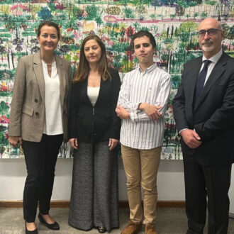 Lola Navarro, concejala de Arganzuela, en la inauguración de la exposición 'Taxonomía poética'