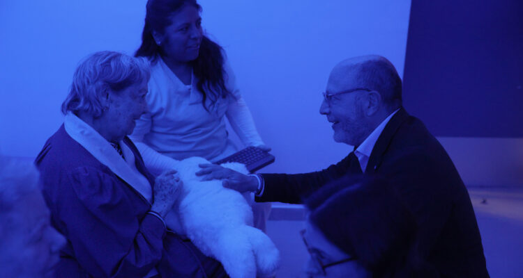 Fernández y Taboada visitan un centro de día municipal