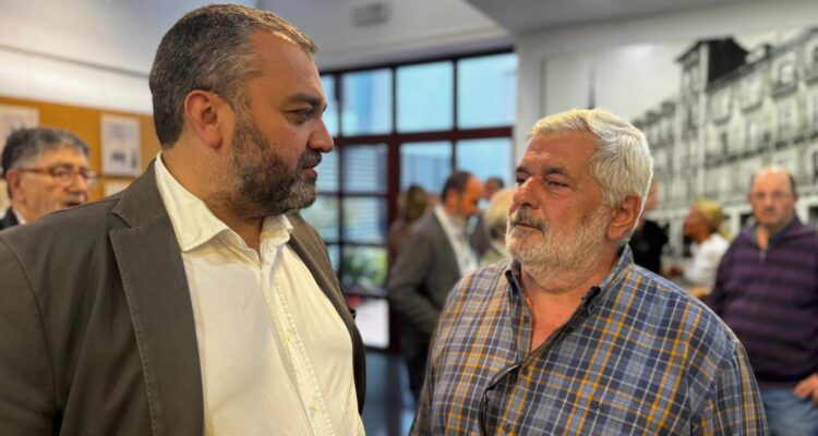 Segura, en la inauguración de la exposición ‘La historia de Lavapiés a través de la prensa’