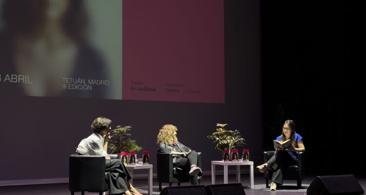 Gioconda Belli y Alba Cid durante el III Festival Iberoamericano de Poesía Bajo 35 de Tetuán