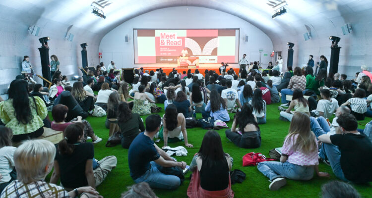 Celebración de la 'Meet&read' de Matadero Madrid con motivo del Día del Libro