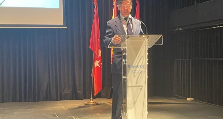 Martínez Páramo inaugura Semana del Mayor y homenaje a voluntarios