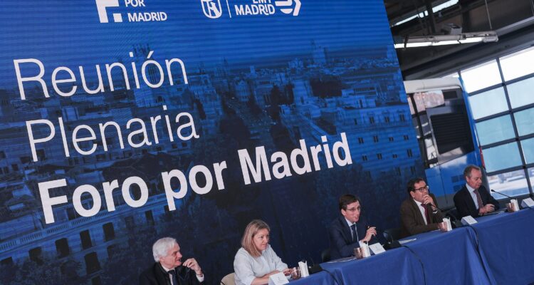 Momento del Pleno del Foro por Madrid