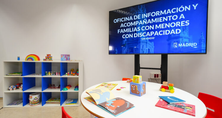 Almeida inaugura la Oficina de Información y Acompañamiento a Familias con Menores con Discapacidad