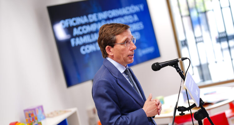 Almeida inaugura la Oficina de Información y Acompañamiento a Familias con Menores con Discapacidad