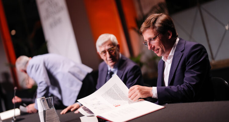 José Luis Martínez-Almeida en la XXX Lectura Continuada del Quijote