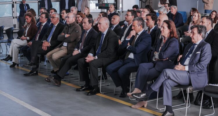 Participantes en el Pleno del Foro por Madrid
