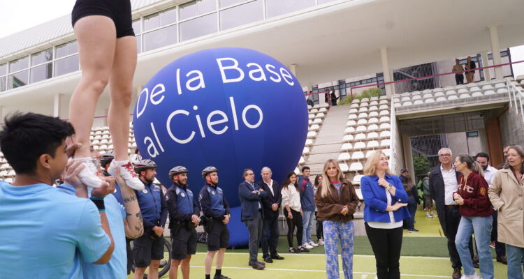 Sanz y Cea en inicio de Escoladas 2026