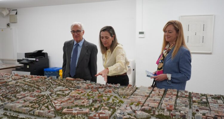 La concejala Yolanda Estrada ha recibido a la asociación Power to Code por el Día Internacional de las Niñas en las Tecnologías de la Información y la Comunicación