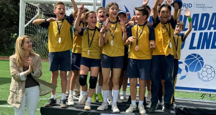 Entrega de trofeos y medallas de las Escoladas de Ciudad Lineal 2026