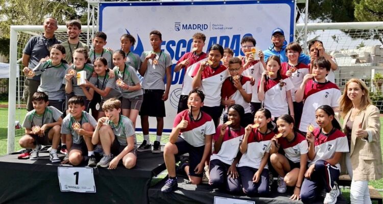 Entrega de trofeos y medallas de las Escoladas de Ciudad Lineal 2026