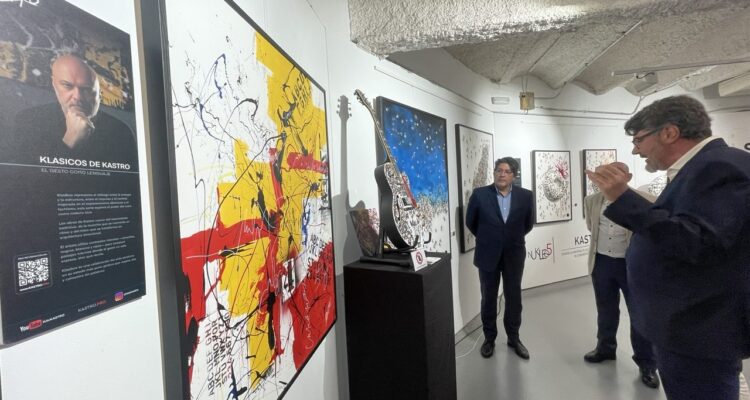 El concejal, David Pérez, en la presentación de la exposición La Oca de Toledo en el Silo de Hortaleza