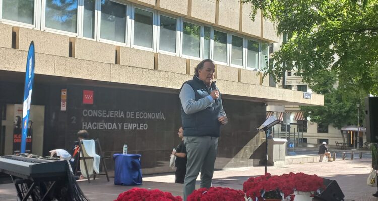El concejal de Chamberí, Jaime González Taboada, en el concierto 'La magia de la zarzuela'