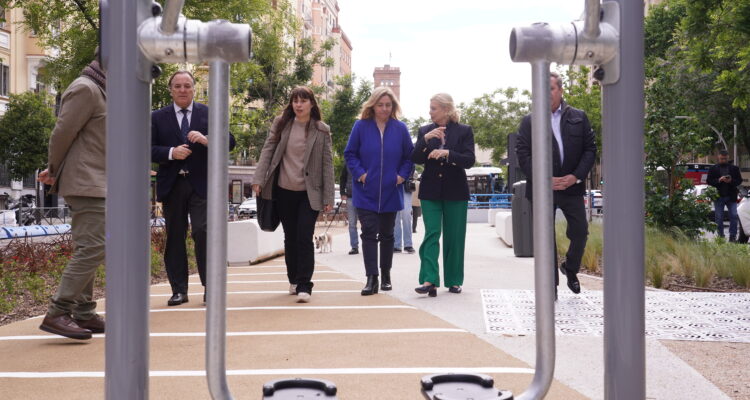Bulevar de la avenida de la Reina Victoria