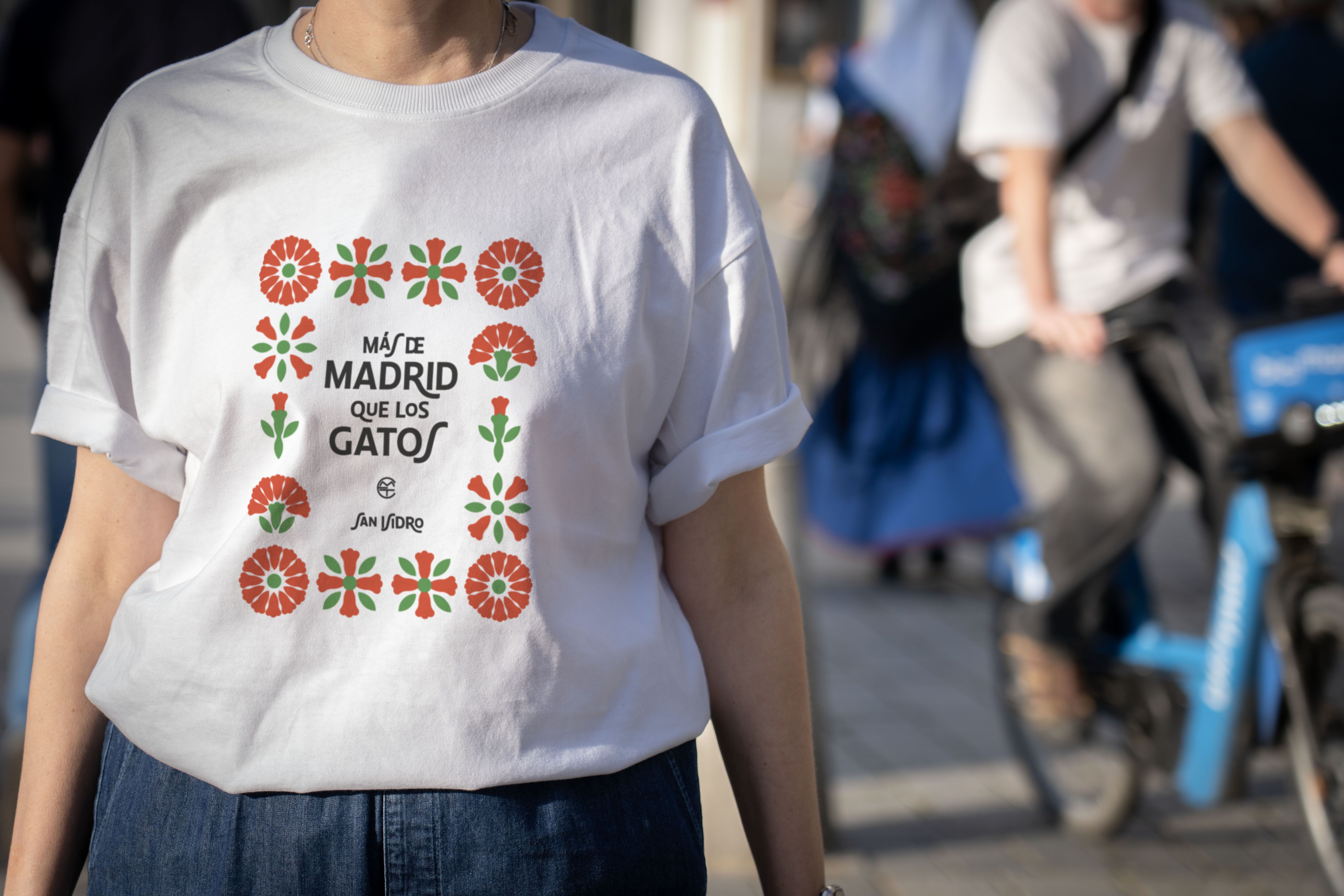 Camiseta de la colección especial de EMT Madrid para festejar San Isidro