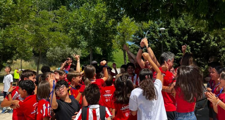 Más de 1.800 escolares participan en la IV edición del Cross Escolar de Barajas