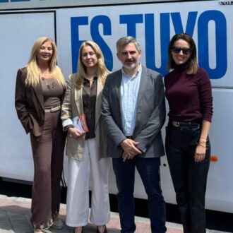 Nadia Álvarez, ha visitado el Bus del Empleo en Ciudad Lineal