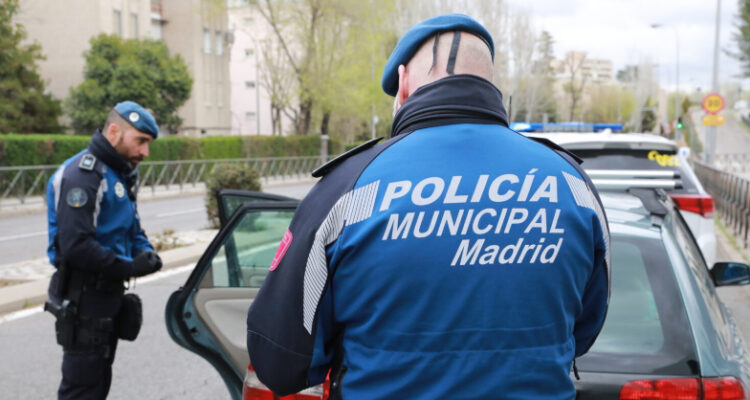 Control policial. Imagen de archivo.