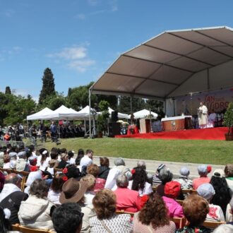 Fieles en la misa de San Isidro
