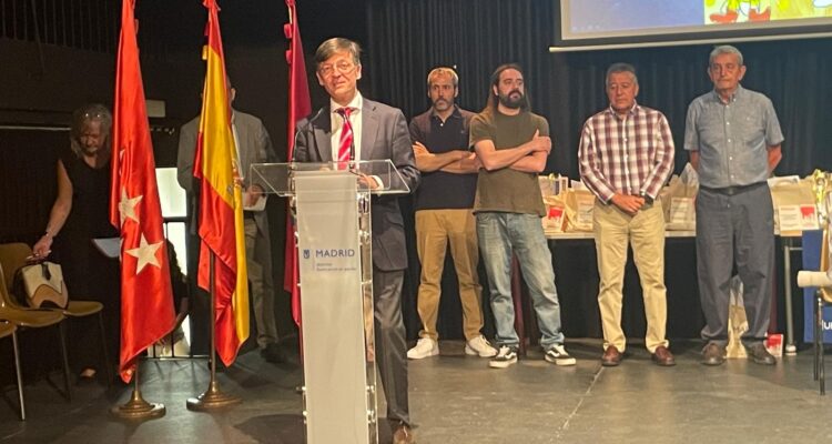 Martínez Páramo en el Certamen Literario y Artístico Antoniorrobles
