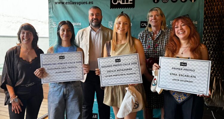 El concejal de Centro, Carlos Segura, en los premios del XIII Festival de Arte Urbano CALLE 2026