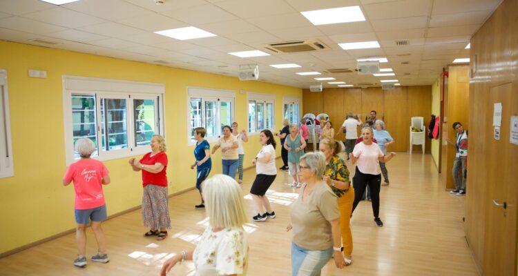 Baile en el Centro de Mayores Villa de Vallecas
