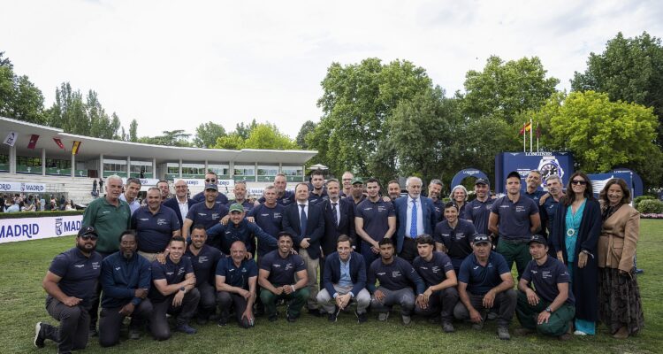 Almeida en la entrega del trofeo Longines Global Champions Tour Gran Premio de Madrid