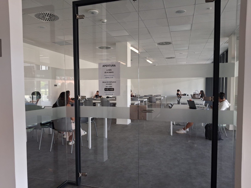 Nueva sala de estudio en el Centro Cultural y Biblioteca Benjamín Palencia
