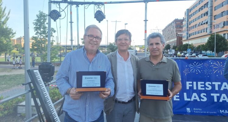 El concejal de Fuencarral-El Pardo, José Antonio Martínez Páramo, ha presentado el programa de fiestas y ha reconocido a las entidades colaboradoras