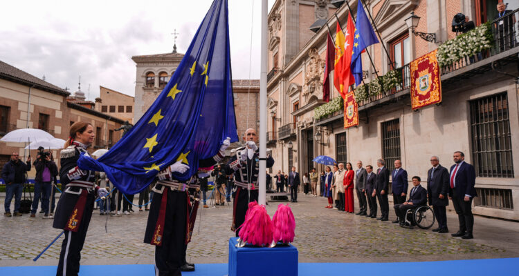 Almeida preside el acto institucional en conmemoración del Día de Europa