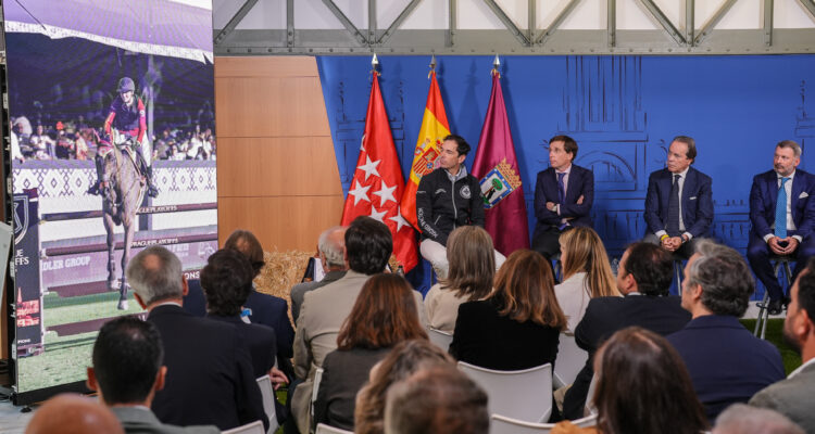 El alcalde de Madrid, José Luis Martínez-Almeida, presenta la 115ª edición del Concurso de Saltos Internacional de Madrid