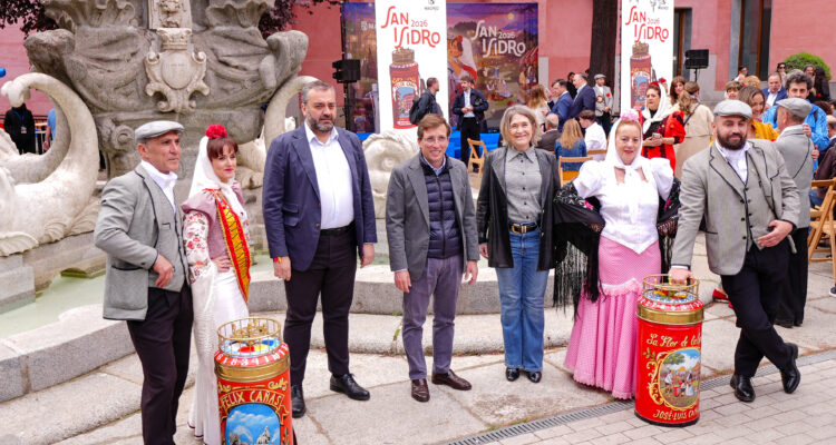El alcalde de Madrid, José Luis Martínez-Almeida, ha presentado esta mañana en el Museo de Historia de Madrid la programación de las Fiestas de San Isidro 2026