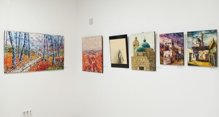 Exposición ‘Claroscuro en tela de saco’ del madrileño Raúl Ranera en el Centro Cultural Clara del Rey