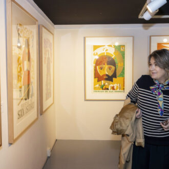 Rivera de la Cruz ha inaugurado la exposición ‘Carteles de San Isidro. La imagen de las fiestas’ en el Museo de San Isidro. Los Orígenes de Madrid