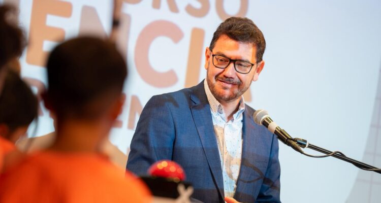 González Pereira en el Concurso Ciencia Entretenida