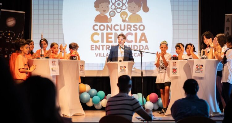 González Pereira en el Concurso Ciencia Entretenida